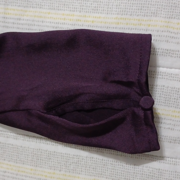 💜 Express peplum top. - Picture 6 of 8